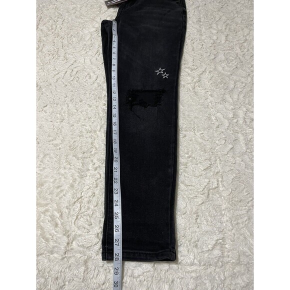 No Boundaries Womens Super High Rise Destructed Mom Jeans Black Size 7 NWT - Picture 10 of 12